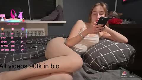 AnnyLoving online show from 10/14/25, 05:36