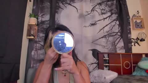 Snapshot of annyluna1 chatting on 01/10/26, 08:21 Annyluna online show from 01/10/26, 08:21