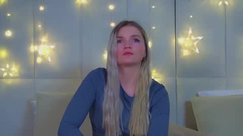 annyraii online show from 12/01/25, 06:29