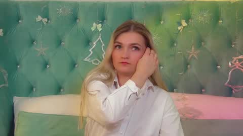 annyraii online show from 12/02/25, 06:30