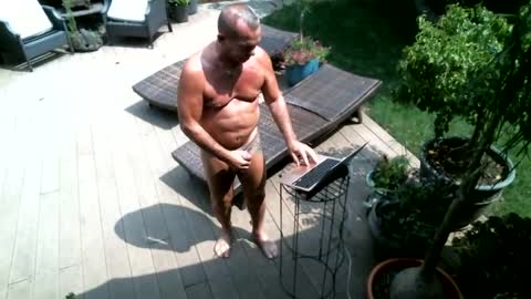 Snapshot of anoaklawnguy chatting on 07/19/26, 04:22 anoaklawnguy online show from 07/19/26, 04:22
