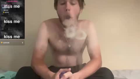 Snapshot of anomalies_ig chatting on 09/12/25, 08:42 anomalies_ig online show from 09/12/25, 08:42