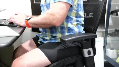 D online show from 04/15/26, 12:12