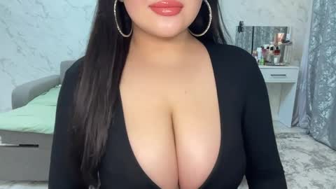 Any online show from 04/22/26, 04:08