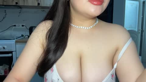Snapshot of anora_sunny chatting on 05/03/26, 06:14 Any online show from 05/03/26, 06:14