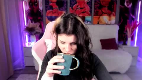 Anora online show from 11/27/25, 12:51