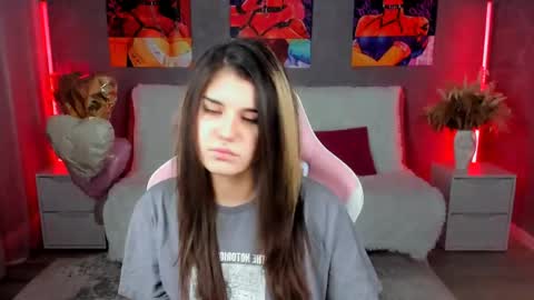 Anora online show from 04/19/26, 08:22