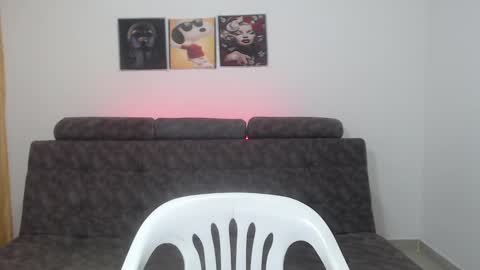 Anthonela Queen online show from 03/11/25, 01:56