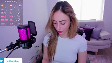 Snapshot of anthonelaa777 chatting on 10/11/25, 08:51 Anthonela online show from 10/11/25, 08:51