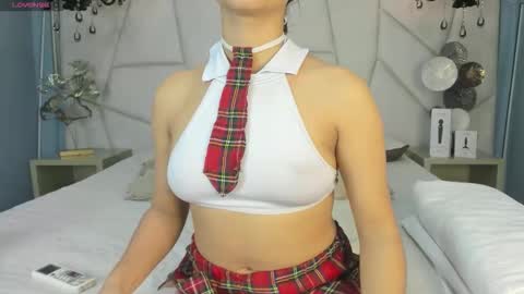 anthonelaDuque online show from 02/01/26, 11:53