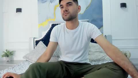 Snapshot of anthony_gray chatting on 02/24/26, 03:21 online show from 02/24/26, 03:21