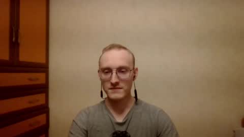 Snapshot of anthonythorn chatting on 01/12/25, 03:46 anthonythorn online show from 01/12/25, 03:46