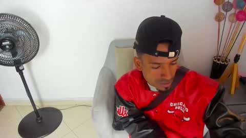 Snapshot of anthoy_wayans chatting on 02/04/26, 01:00 online show from 02/04/26, 01:00