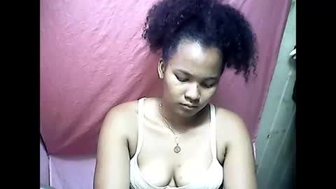 Snapshot of antine9794 chatting on 06/04/26, 08:31 antine9794 online show from 06/04/26, 08:31