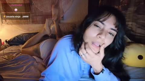 Snapshot of antofoxwbc chatting on 10/13/25, 02:33 Anto online show from 10/13/25, 02:33