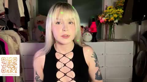 Snapshot of antoinettebeitler chatting on 02/24/26, 12:14 Liza online show from 02/24/26, 12:14