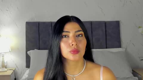 Snapshot of antonella_coruso chatting on 02/17/26, 08:59 Antonella Coruso online show from 02/17/26, 08:59