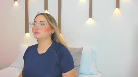 A N T O N E L L A  online show from 03/10/25, 12:26