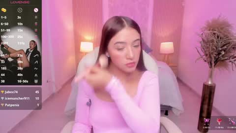 Snapshot of antonella_grayy chatting on 04/25/26, 01:41 Antonella Grayy online show from 04/25/26, 01:41