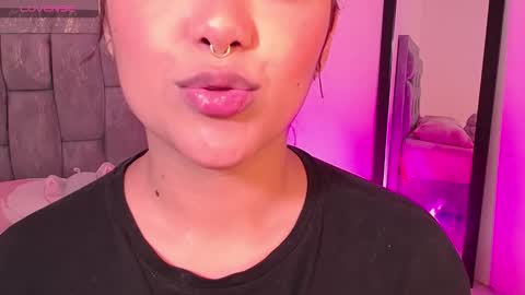 Antonella online show from 12/19/25, 01:56