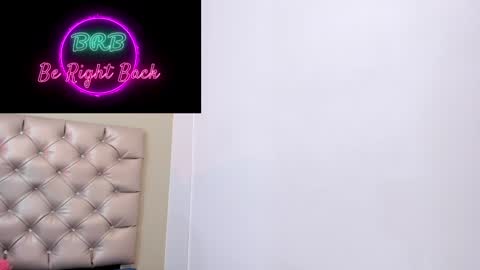 Snapshot of antonella_hotkiss chatting on 01/04/25, 10:05 Antonella online show from 01/04/25, 10:05