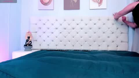 Snapshot of antonella_hotkiss chatting on 03/07/25, 04:13 Antonella online show from 03/07/25, 04:13