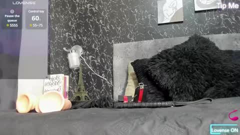 antonella_louise online show from 01/04/25, 08:06