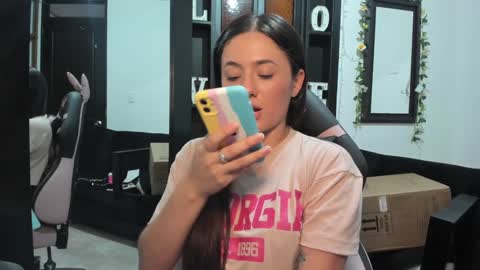 Snapshot of antonella_naughty1 chatting on 12/17/24, 07:37 antonella online show from 12/17/24, 07:37