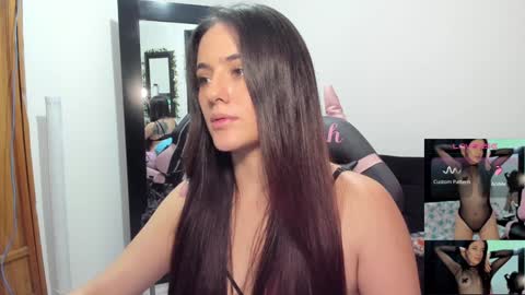 Snapshot of antonella_naughty1 chatting on 02/06/25, 07:40 antonella online show from 02/06/25, 07:40