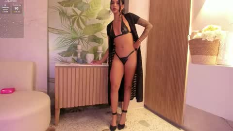 Antonella Rossi online show from 11/15/25, 08:16