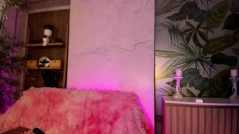 Antonella Rossi online show from 06/08/26, 07:47