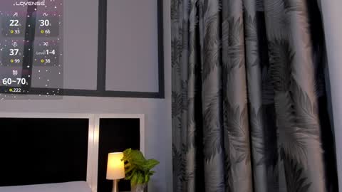  Antonellaa  online show from 12/19/24, 10:24