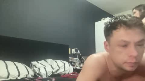 Snapshot of antonellaandjake chatting on 03/27/26, 10:20 antonellaandjake online show from 03/27/26, 10:20