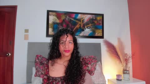 AntonellaHall  online show from 02/03/25, 11:42