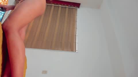 AntonellaHall  online show from 02/04/25, 03:15