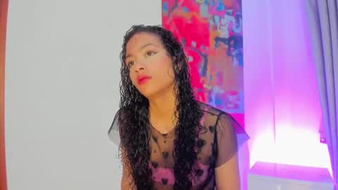 AntonellaHall  online show from 03/10/25, 12:04