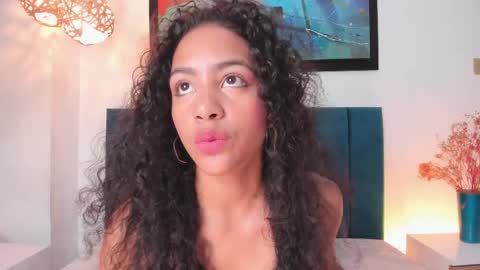 AntonellaHall  online show from 09/16/25, 12:06