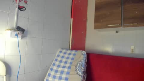 Snapshot of antonellakling_ chatting on 01/11/25, 01:43 ANTONELLA online show from 01/11/25, 01:43