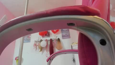 Snapshot of antonellakling_ chatting on 02/22/25, 12:29 ANTONELLA online show from 02/22/25, 12:29