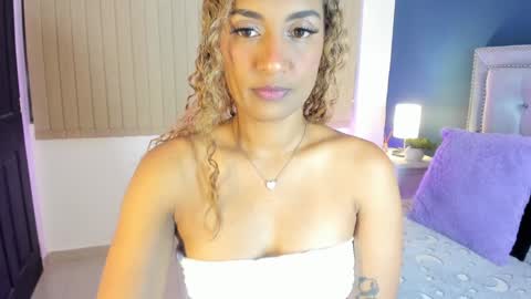 Snapshot of antonellaparker chatting on 12/10/24, 02:50 Sarah online show from 12/10/24, 02:50