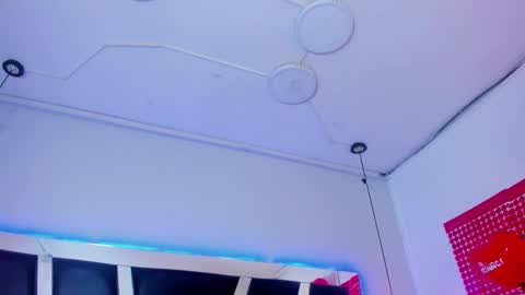 A N T O N E L L E  online show from 02/15/25, 11:28