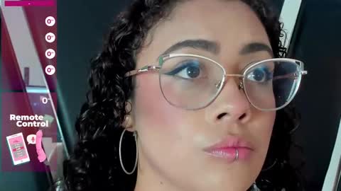 A N T O N E L L E  online show from 03/01/25, 11:28