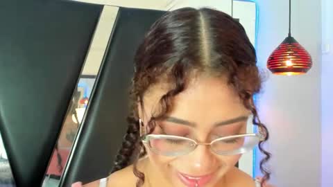 A N T O N E L L E  online show from 03/05/25, 11:38