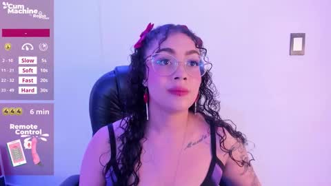 A N T O N E L L E  online show from 09/10/25, 11:32