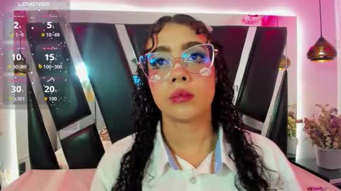 A N T O N E L L E  online show from 09/12/25, 11:32