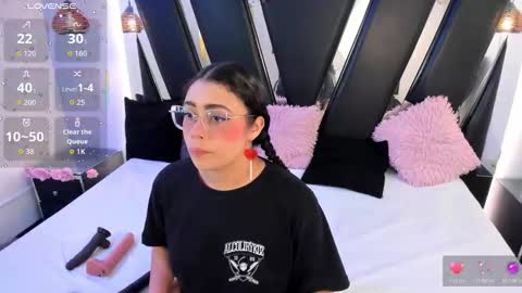 A N T O N E L L E  online show from 02/06/26, 11:46