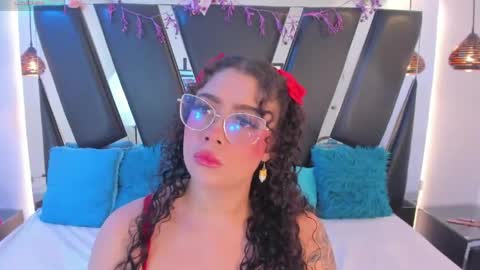 A N T O N E L L E  online show from 05/30/26, 11:29