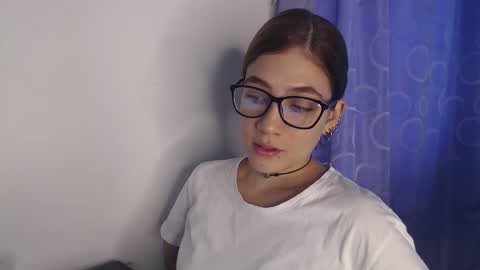 Snapshot of antonia0824 chatting on 02/13/26, 07:10 antonia0824 online show from 02/13/26, 07:10