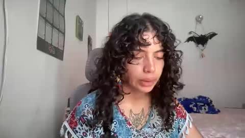 Snapshot of antoniabloom chatting on 12/02/25, 05:08 Antonia online show from 12/02/25, 05:08