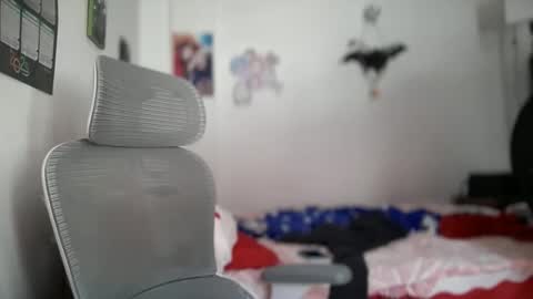 Snapshot of antoniabloom chatting on 12/03/25, 05:22 Antonia online show from 12/03/25, 05:22